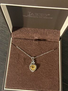 Heart Pendant Necklace with Yellow Gemstone